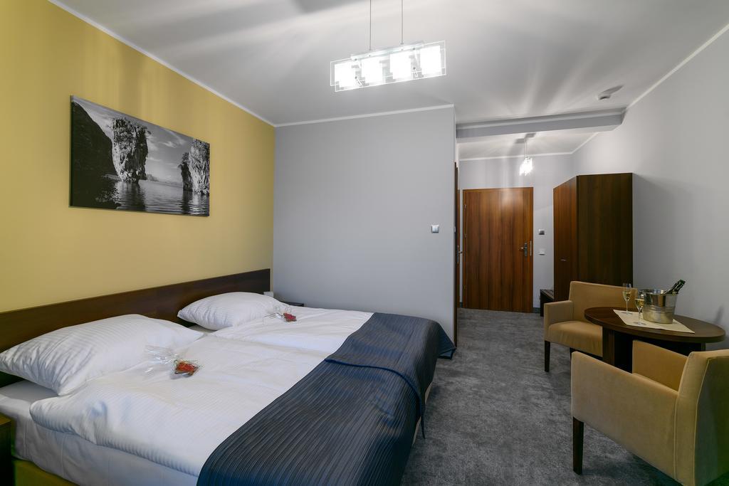 Ck Kalina Hotel Ladek-Zdroj Ruang foto